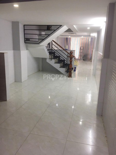 Nhà mới hẻm xe tải nhỏ, Đường Nguyễn Văn Đừng, trệt lửng 1 lầu 4pn 4wc, diện tích 3.3 x 16.7m