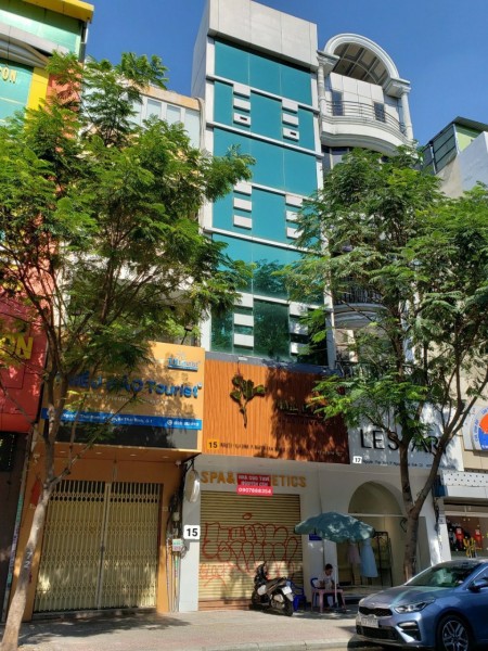 Cho thuê 4lầu ốp kính MT Nguyễn Thái Bình,Q1 420m2 Gía Cực RẺ