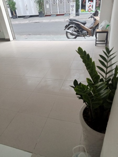 Cho thuê nhà MT Hoa Cúc ngang 5m trệt 3 lầu gần ngay chung cư PNTechcons giá 30tr TL