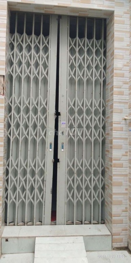 Trống nhà hẻm 161 Lạc Long Quân, Quận 11 cho thuê nhà 20m2, 2 tầng, giá 4 triệu/tháng