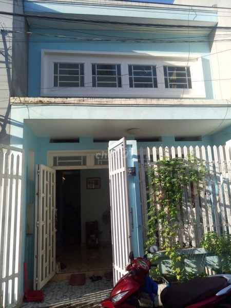 Có nhà hẻm 39/48/22 đường 102, Quận 9 cần cho thuê nhà giá 6 triệu/tháng, dtsd 80m2