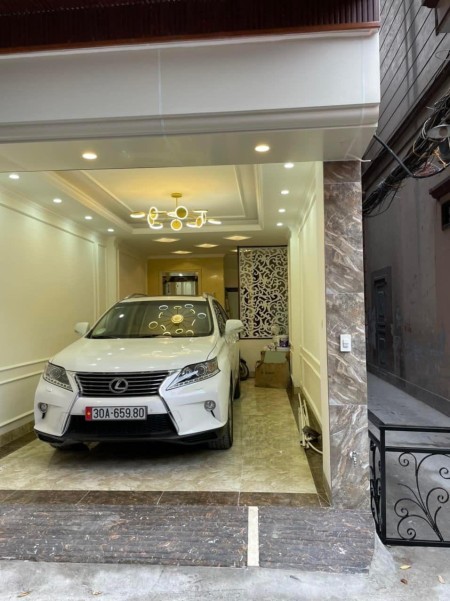 Cho thuê nhà Liền Kề 96 phố Nguyễn Huy Tưởng, Quận Thanh Xuân, 75m,5t, thang máy. 29tr/th