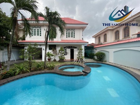 Cho thuê Villa Hiện đại hồ bơi sân vườn diện tích sử dụng 400m2 Quốc hương Thảo điền