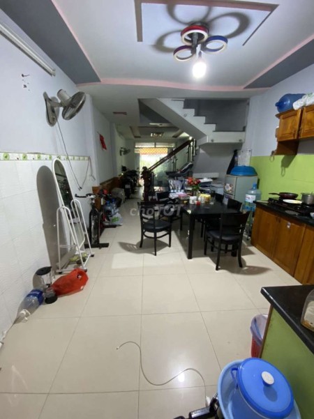 Đường Quang Trung, Gò Vấp cần cho thuê nhà rộng 72m2, 2 tầng, giá 8 triệu/tháng