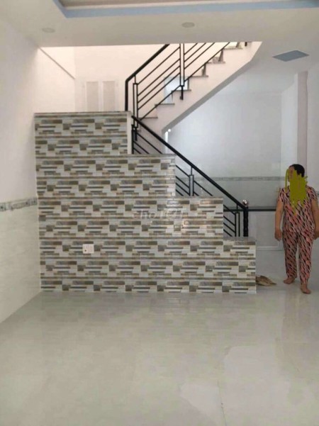 Trống nhà 48m2 (4x12) đúc 2 tầng thoáng, đường Tân Thới Hiệp 21, Quận 12, giá 5.5 triệu/tháng