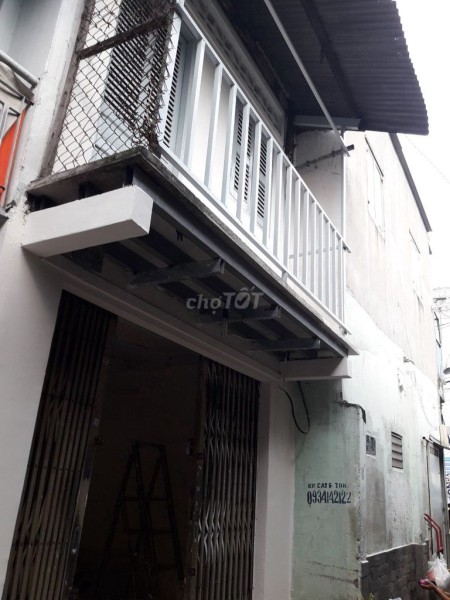 Cho thuê nhà NC 70m2 1 trệt 1 lầu tại hẻm 430 CMT8 P11 Q3 giá 8,5tr/th