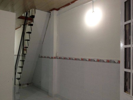 Cần cho thuê nhà nguyên căn 2PN 80m2 khu vực Thủ Đức kế bên hãng cân Nhơn Hoà