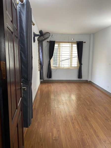 Cho thuê nhà mặt ngõ rộng 5 tầng 1 tum khu Cổ Nhuế 2, Bắc Từ Liêm, Hà Nội