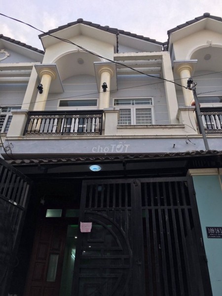 Khu nhà phố liền kề Quận 12 cần cho thuê nhà 65m2, 2 tầng, giá 5 triệu/tháng, lhcc