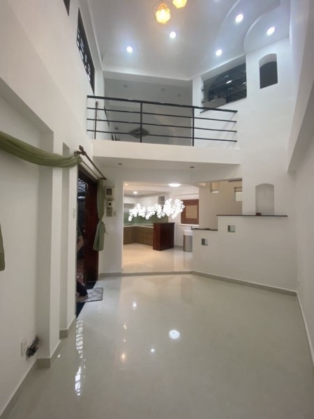 Cho thuê nhà Thích Quảng Đức trệt, lửng, 2L, 3PN, khu dân cư đông đúc, giá tốt