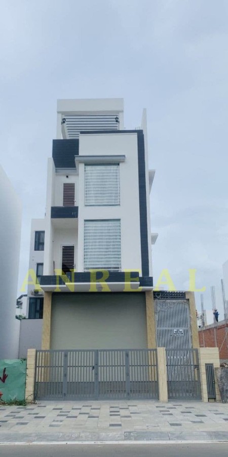 Nhà mới xây kế Đảo Kim Cương có hầm, thang máy giá cho thuê 50 triệu/tháng