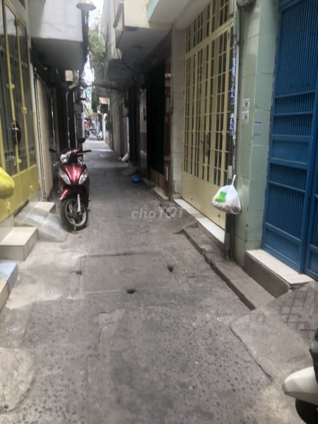 Chủ cho thuê nhà rộng 30m2, 2 tầng đúc, kiến trúc đẹp, giá 8.5 triệu/tháng, hẻm Trần Quý, Quận 11