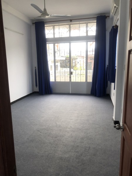 Cho thuê nhà hẻm xe tải đường Huỳnh Văn Bánh Phú Nhuận giá 14.5 triệu/tháng