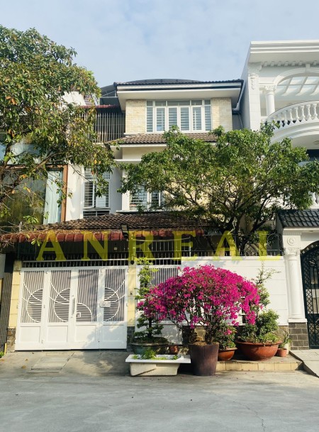 Biệt Thự Khu 216A Nguyễn Văn Hưởng giá cho thuê 69 triệu/tháng, khu sầm uất