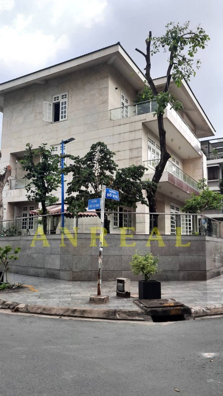 Biệt Thự Văn Phòng diện tích sử dụng 330m2 vị trí đẹp căn góc giá 75 triệu/tháng