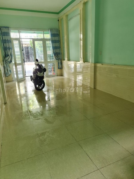 Cho thuê nhà rộng 160m2, 2 tầng đúc giá 13 triệu/tháng, đường số 5, Quận 9