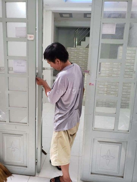 Trống nha hẻm 17/12/4C Mễ Cốc Quận 8 cần cho thuê nhà rộng 22m2, giá 6 triệu/tháng