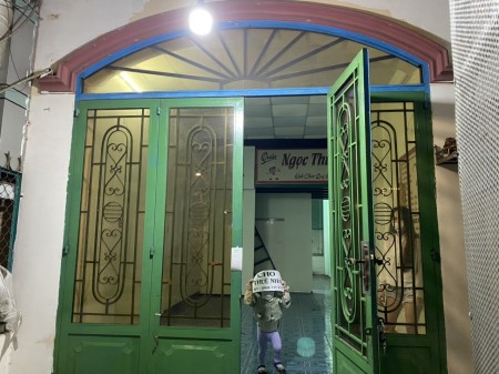 Chính chủ cho thuê lâu dài nhà Thủ Đức diện tích sử dụng 100m2 giá rẻ tiện kinh doanh