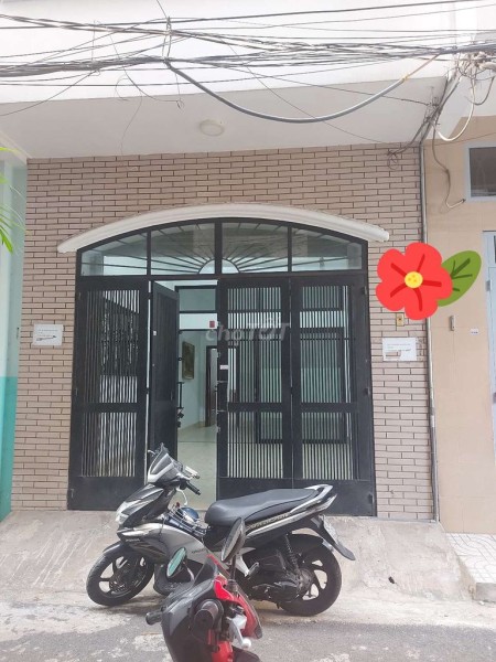 Chủ cho thuê nguyên căn hẻm Nguyễn Hồng Đào, Tân Bình, dtsd 90m2, giá 14 triệu/tháng
