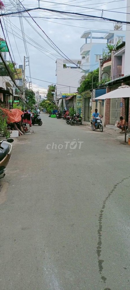 Đường Lâm Thị Hố, Quận 12 cần cho thuê nhà 85m2, 2 tầng, giá 6 triệu/tháng