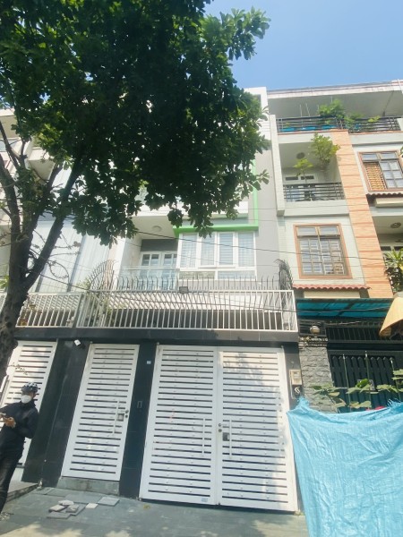 Nhà hầm 2 lầu 25 triệu/tháng, vị trí đắc địa, gần đường Vũ Tông Phan