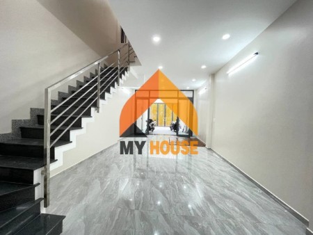 Nhà đẹp , mới gần đường Trần Não giá cực tốt cho mọi nhà