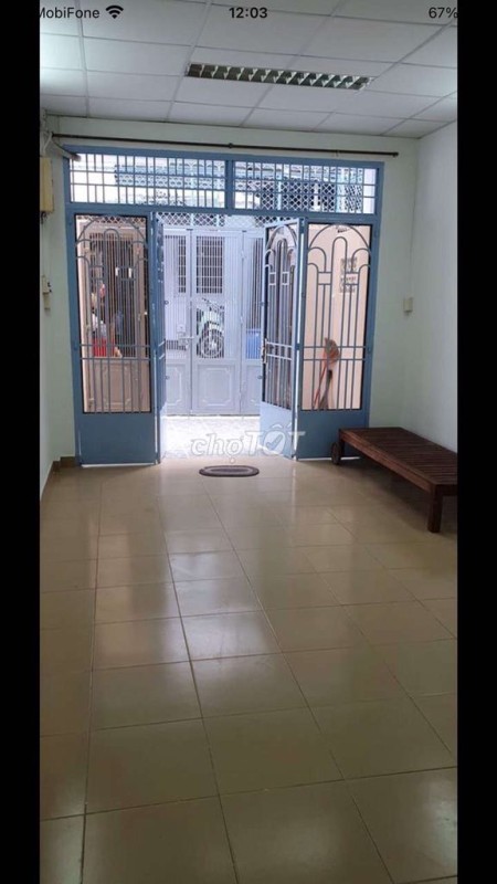 Hẻm rộng xe ra vào thoải mái diện tích 40m2, giá 12 triệu/tháng, đường Nguyễn Thiện Thuật, Quận 3