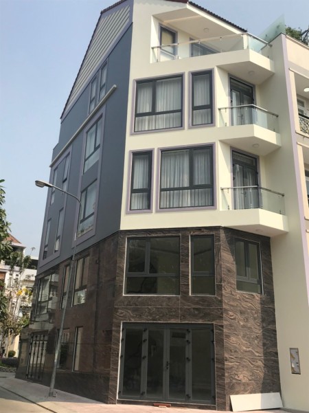 Cho thuê toà nhà căn góc 350m2 gần khu Hoàng Diệu 2, thành phố Thủ Đức, giá tốt