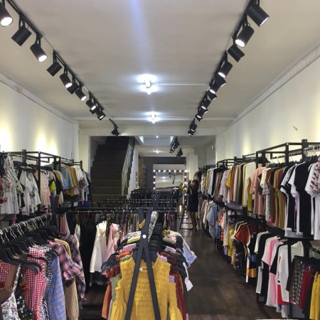 Cho thuê nhà mới 78Bis Cao Thắng P.4 Quận 3. 4.16x22.5m trệt 1 lầu, cầu thang cuối nhà