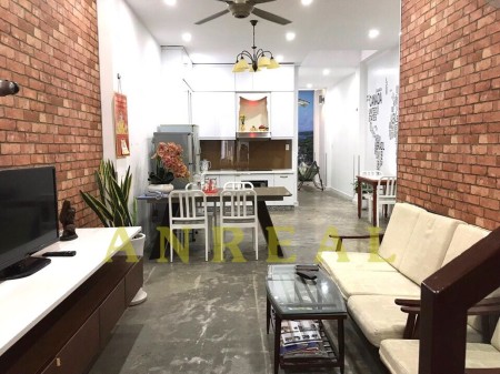 Nhà Phố Xinh Xăn - đủ Nội Thất diện tích sử dụng 5x20m , 3 lầu hướng ĐÔng Nam