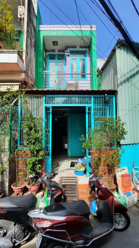 Cho thuê nhà nguyên căn đẹp, giá rẻ liên hệ 0909050268, giá 7 triệu/tháng, lhcc