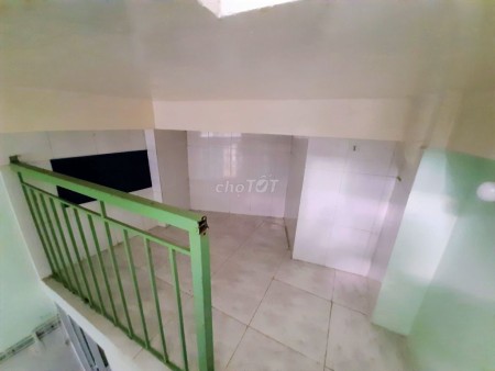 Trống nhà nguyên căn dtsd 54m2, chủ cho thuê giá 4 triệu/tháng, hẻm 248 Phạm Ngũ Lão, Gò Vấp