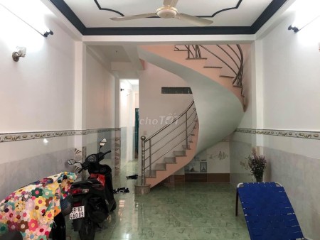 Phan Tây Hồ, Phú Nhuận có nhà chính chủ cần cho thuê giá 11 triệu/tháng, dtsd 60m2