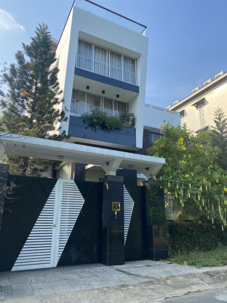 Biệt thự An Phú có hồ bơi phong cách độc lạ, hiện đại 3 tầng đúc kiên cố giá tốt