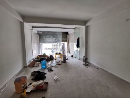 Trống nhà đường số 9 Nguyễn Hoàng Quận 2, dtsd 100m2, 4 tầng, giá 23 triệu/tháng