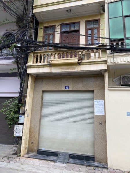 Cho thuê nhà số 82 ngõ 2 hoàng quốc việt, Hà Nội 13 tr/th