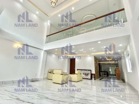 Nhà mới tinh lại còn có thang máy chỉ 45 triệu/tháng, khu dân cư đông đúc, tiện ích đủ