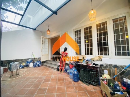 Nhà Thảo Điền rộng rãi giá khuyến mãi bao giá thị trường, 1 trệt, 1 lầu đúc kiên cố