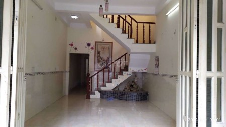 Trống nhà hẻm 428 Chiến Lược, Bình Tân cần cho thuê nhà rộng 60m2, giá 6 triệu/tháng