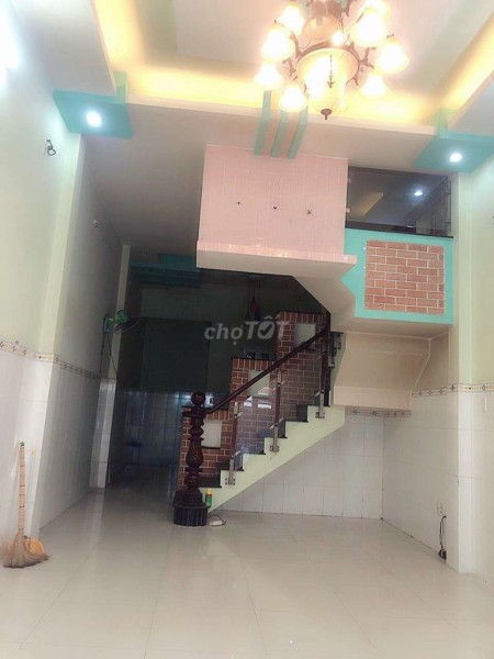 Trống nguyên căn khu dân cư Bình Tân, dtsd 168m2, giá 8 triệu/tháng, lh 0784833979