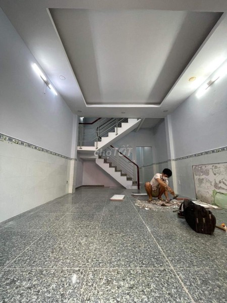 Cần cho thuê nguyên căn tường ốp gạch Quận Tân Phú, dtsd 48m2, giá 7.5 triệu/tháng lh 0931961883