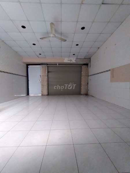 Trống nguyên căn cần cho thuê dtsd 38m2, giá 8 triệu/tháng, mặt tiền Tân Bình, lh 0903984137