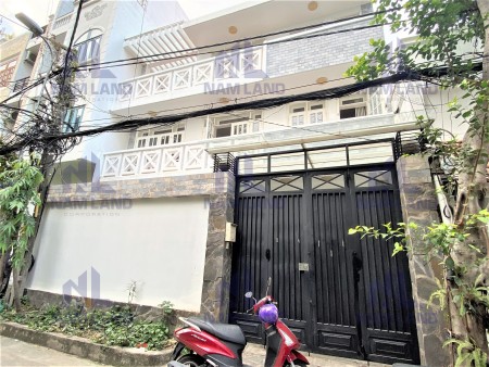 Villa sân vườn. có gara 4PN 2 lầu TĐ chỉ 38 triệu/tháng khu dân trí cao, hàng xóm văn minh