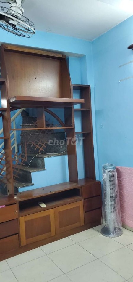 Cho thuê nhà nguyên căn Quận 4, dtsd 80m2, giá 8 triệu/tháng, liên hệ 0907998022