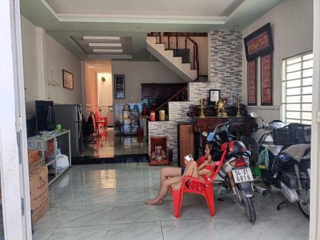 Cho Thuê Nhà NC 1 Trệt 1 Lầu Xã Mỹ Hạnh Nam H.Đức Hòa T.Long An, 90m2, 2 phòng ngủ, 2 toilet
