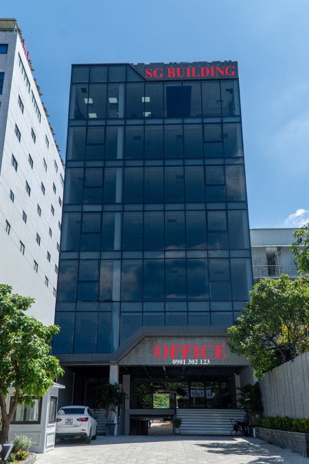 building trung tâm Q2 xây dựng hầm 7 lầu sàn trống khu tập trung văn phòng