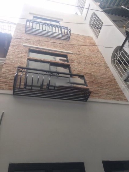 Cho thuê nhà phong cách Châu Âu, 2 pn 3 wc, 1 trệt, 2 lầu, ngay trung tâm thành phố, 28.5m2, 2 phòng ngủ, 3 toilet