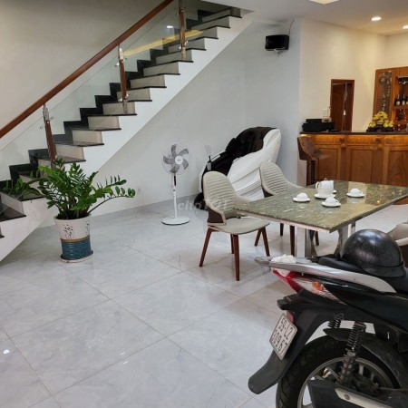 Đường Nguyễn Văn Linh, Bình Chánh, cần cho thuê nhà 120m2, giá 25 triệu/tháng