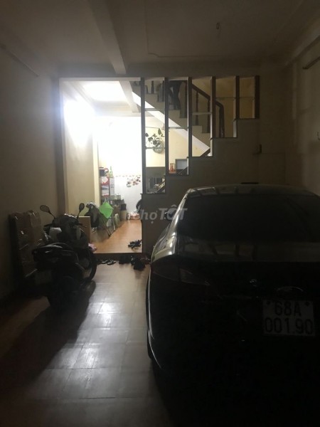 Cần cho thuê nhà chính chủ, diện tích 80m2, giá 20 triệu/tháng, đường Tên Lửa, Bình Tân