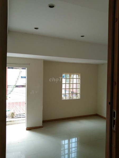 Chưa sử dụng cần cho thuê nhà rộng 50m2, giá 9 triệu/tháng, đường số 2, Quận 7